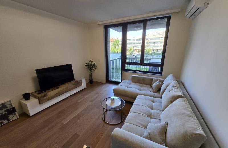 Alquiler de un elegante apartamento de 2 habitaciones, 55 m², BW Quartet Residence, Belgrado, Serbia